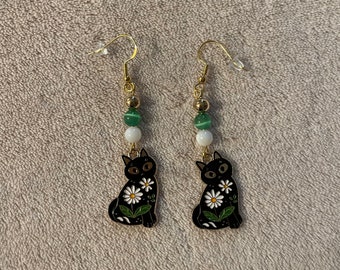 Black cat dangle earrings, beaded black cat drop earrings, cat lovers jewelry, cat lovers gift dangle earrings, black kitten beaded dangles