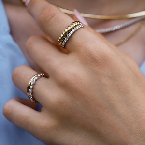 Marquise & Round Diamond Half Eternity Band | Textured Shared Prong Design