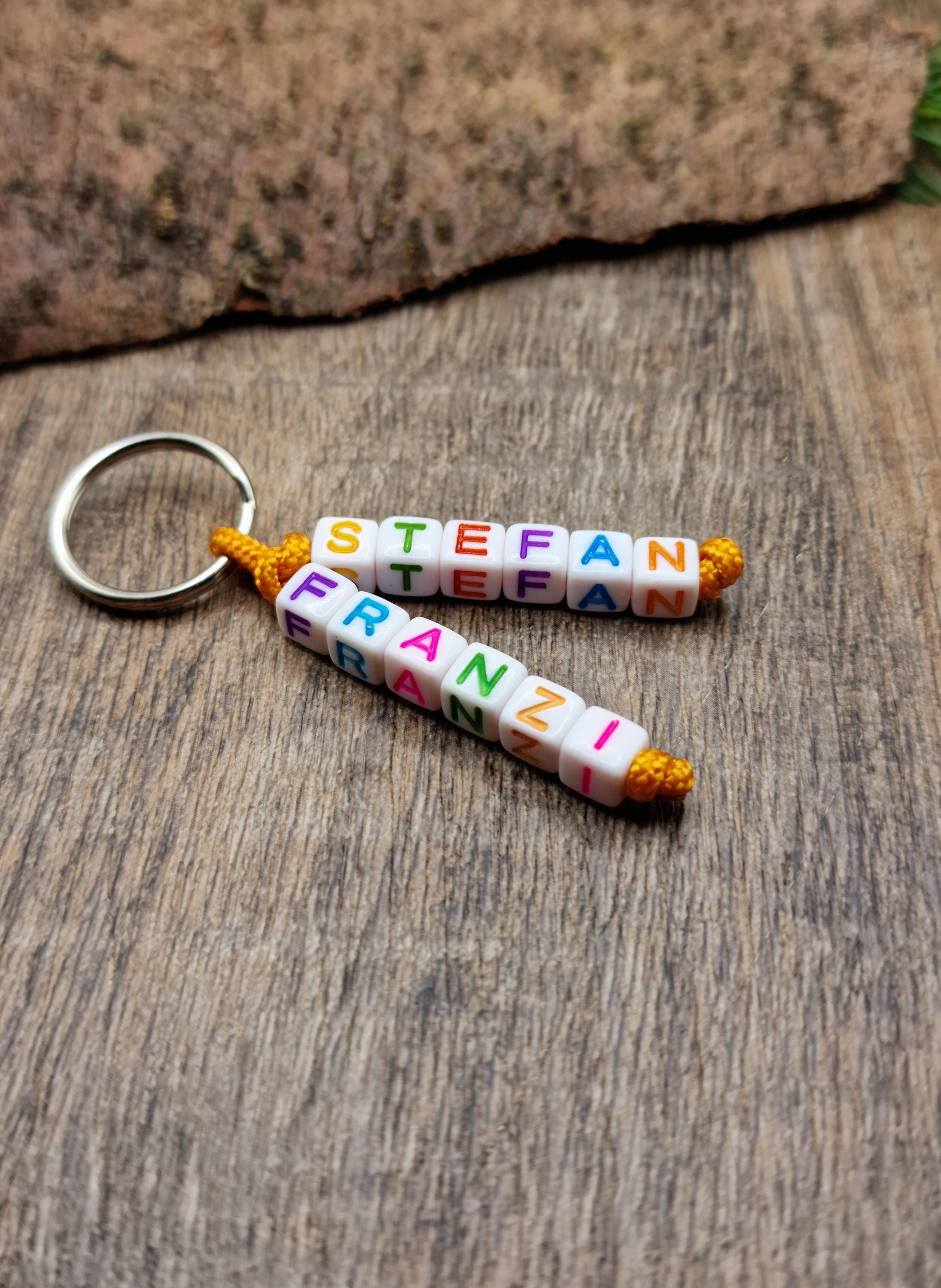 Keychain Handmade and Customizable, Name Tag, Colorful, Paracord