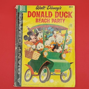 1958 DELL Walt Disney&#39;s Donald Duck Beach Party A Giant Comic Book No. 5