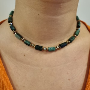 Collier émeraude brute pi perles d'or antiques et pierre de naissance de mai - Bijoux faits main comme collier de pierres précieuses Taureau ou Gémeaux