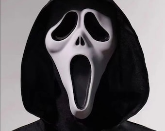 Scream' 25th Anniversary Of Ghostface Wanting to Know What's Your Favorite Scary  Movie