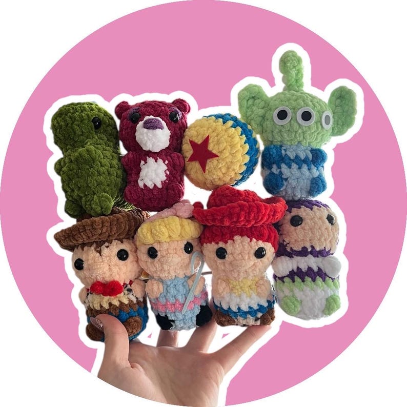 Patrón de crochet para la tripulación de Itty Bitty Story imagen 2