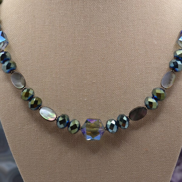 Donna Necklace main image 1