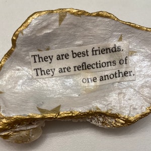Decopauge Oyster Shell Ring Dish