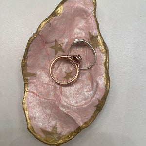 Decopauge Oyster Shell Ring Dish