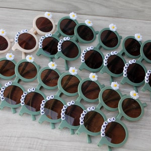 Kids sunglass Party Favor, Bulk Order Kids Sunglasses, Customized Sunglasses Dinosaur and Daisy Design, Kids Birthday gift, Name Sunglasses, image 6