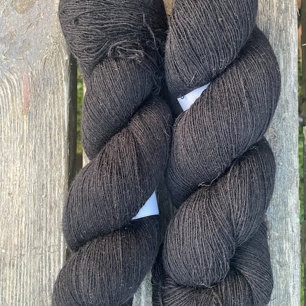 100% Schafwollgarn, dünnes Wollgarn, Lace 8/1 Merino Wollgarn, Strickgarn (Farbe: SCHWARZ)