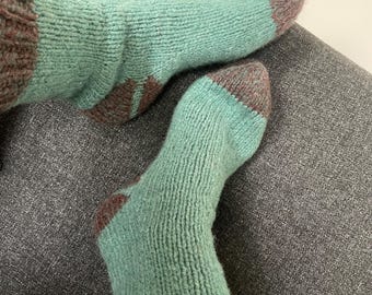 Knitted Wool Socks: Warm Winter Wear (Women’s Size EUR 39-40)
