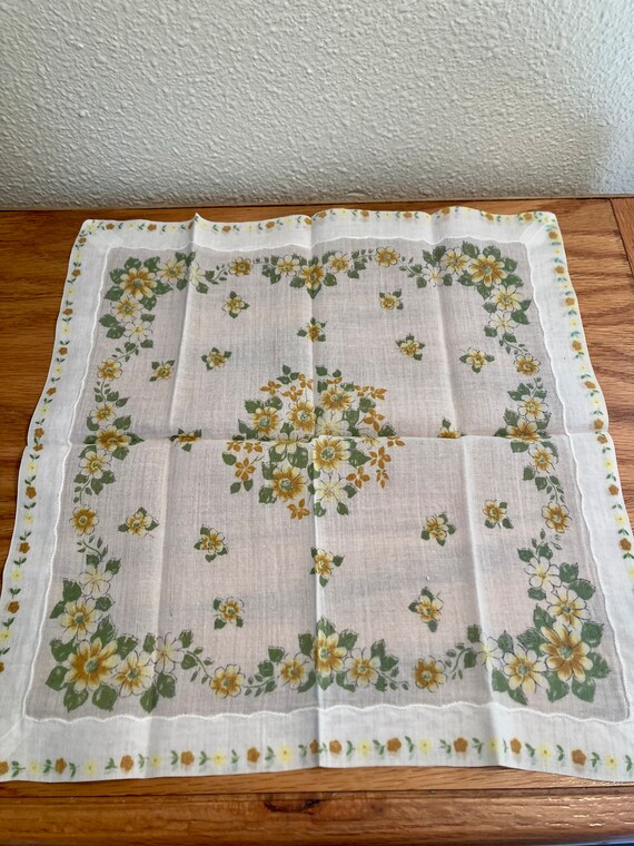 Vintage cotton handkerchief with yellow flowers - image 2