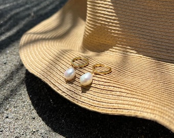 18k Gold Vermeil Pearl Huggie Hoop Earrings,  925 Sterling Silver, Bridal earrings, Hypoallergenic, Freshwater Pearl, Artisan, Jewelry gift