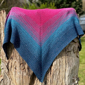 Zigzanpatroon, haakpatroon, gehaakte omslagdoek, driehoekige omslagdoek, alleen grafische kaart, grafisch diagram