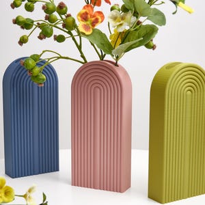 Schmale Regenbogenbogen-Vase - Modernes minimalistisches Dekor - Umweltfreundliche PLA - Entworfen für künstliche Blumen