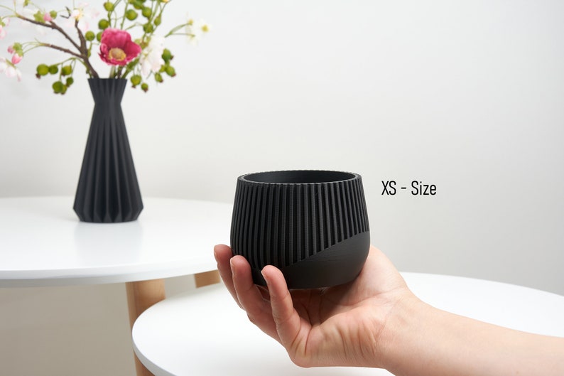 Scandinavian style pot Nordic inspired pot for stylish home Add a touch of Scandinavian sophistication to your space Sleek Design image 4