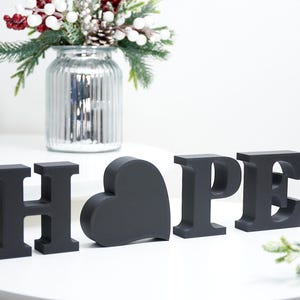 Letrero de esperanza / Adorno con letras inspiradoras / Letras de molde decorativas / Decoración para repisa de chimenea / Regalo motivacional / Letrero de palabras independiente