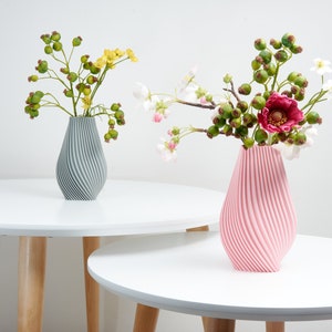 decorative vase 
pink vase
flower vase
flower ornament
nordic style vase
ribbed vase
home decor