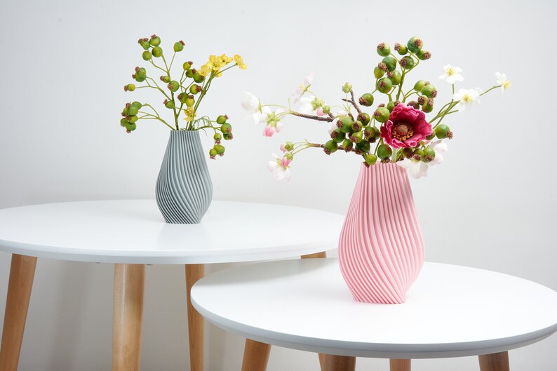 decorative vase 
pink vase
flower vase
flower ornament
nordic style vase
ribbed vase
home decor