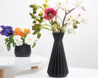 Flower vase | Vase for dried flowers | Home decorative vase | Gift for her | Housewarming decor | Charming elegant Vase for Modern Homes