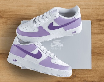 Nike maßgeschneiderte Air Force 1 „Gemstone Purple“ Sneakers violett, Mode 2024, ultimatives Geburtstagsgeschenk Amethyst