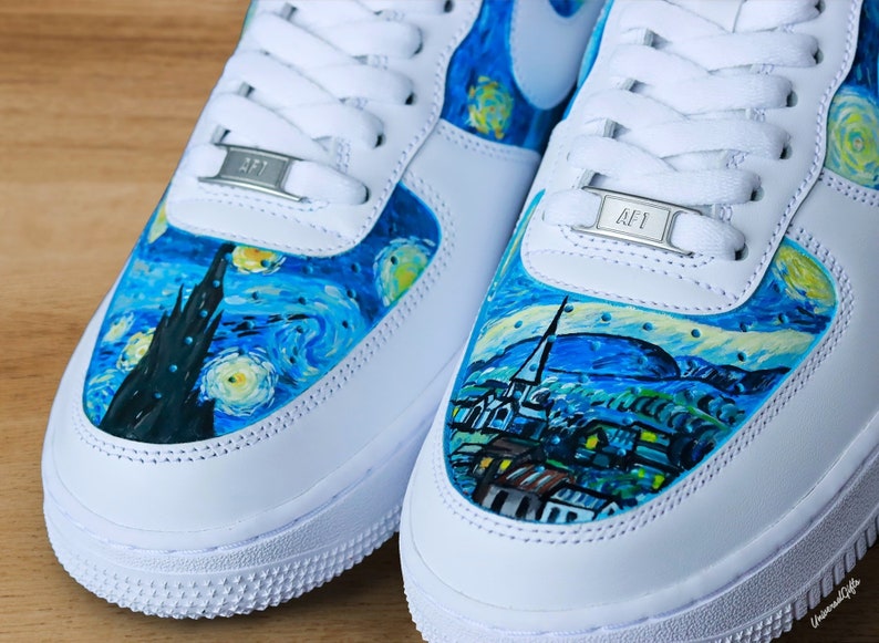 Starry Night - Van Gogh customized sneakers Nike AF1, sneakers voor haar en hem air force 1 blauwe artistieke schoenen, ultiem verjaardagscadeau, swirls vincent op een witte sneaker, sterrenhemel en galaxy