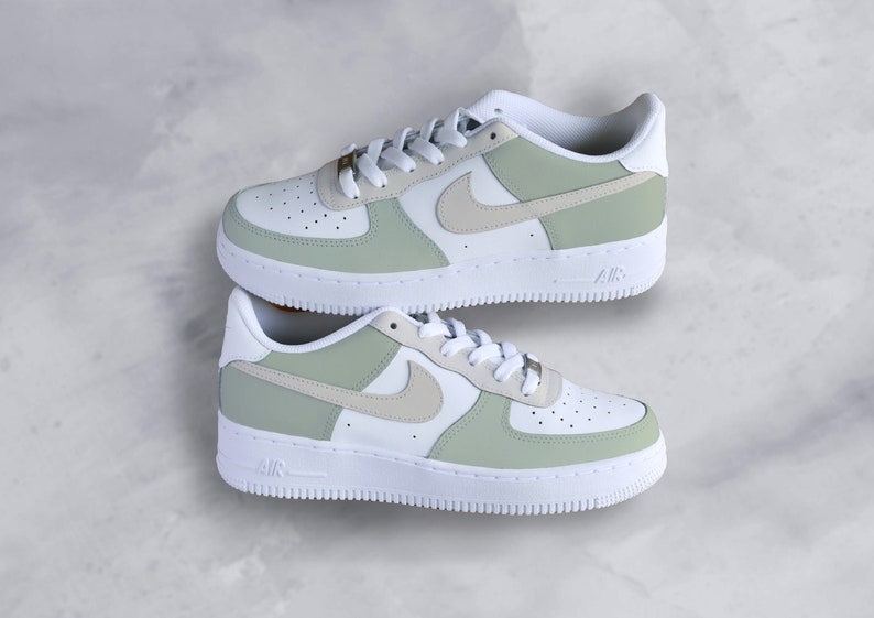 Nike Custom Air Force  1  'Pistachio Green' pasteltint sneakers unisex AF1 Trendkleur 2024