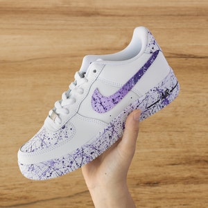 Custom Purple, Lila Splatters Air Force 1 sneakers Nike. Customized trendy sneakz. Nice as gift.