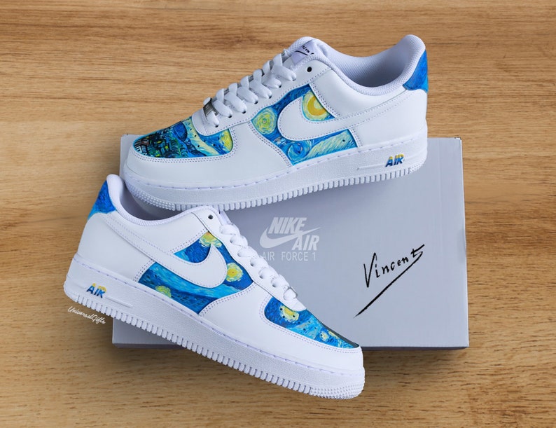 Starry Night - Van Gogh customized sneakers Nike AF1, sneakers voor haar en hem air force 1 blauwe artistieke schoenen, ultiem verjaardagscadeau, swirls vincent op een witte sneaker, sterrenhemel en galaxy