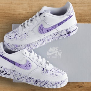 Custom Purple, Lila Splatters Air Force 1 sneakers Nike. Customized trendy sneakz. Nice as gift.