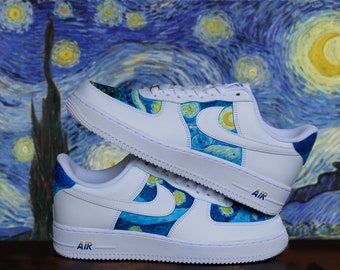 Nike Air Force 1 'Starry Night' custom sneakers, unisex cadeau handgeschilderd, Vincent van Gogh schilderij sterrenhemel