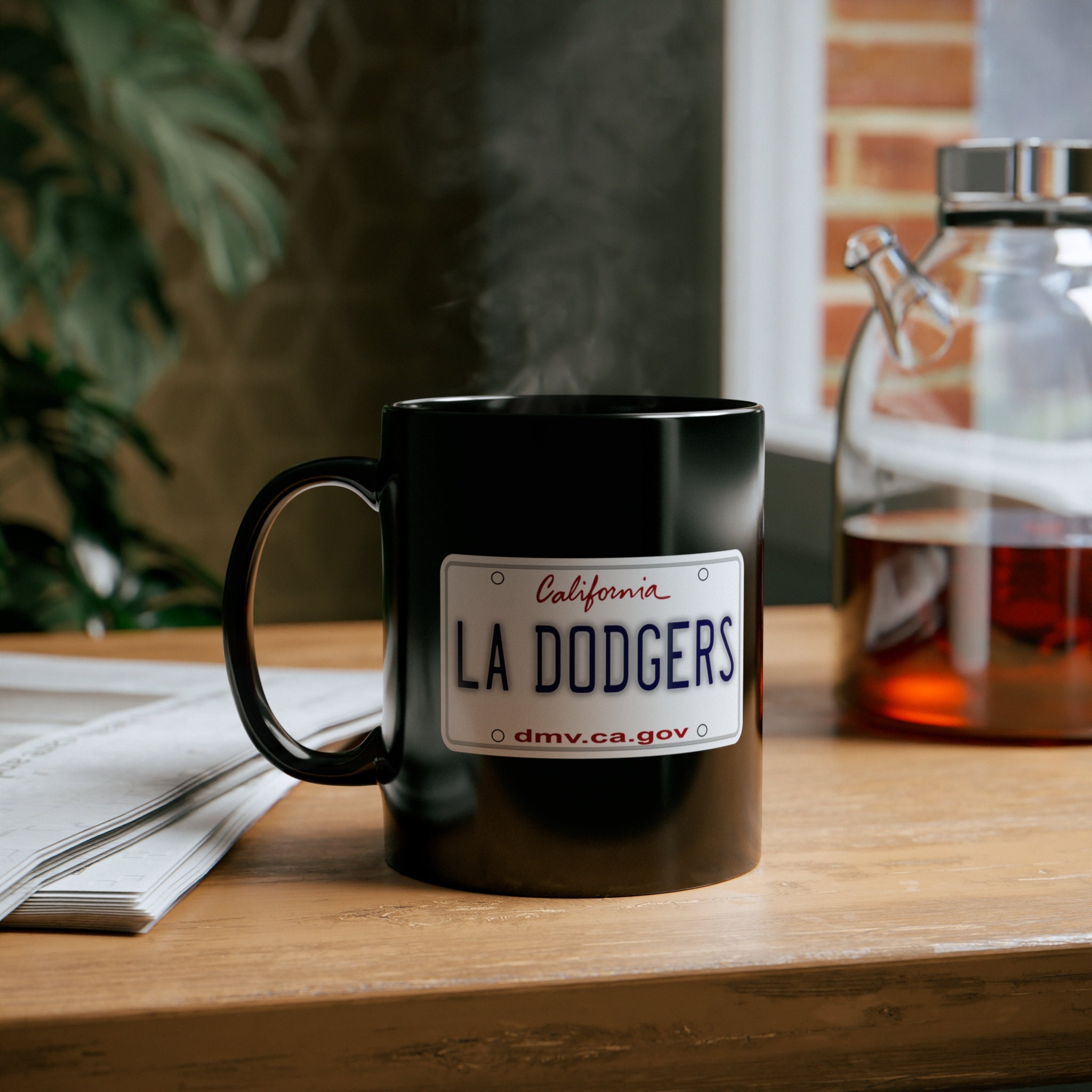 LAドジャースのナンバープレート付きコーヒーマグ、野球ファンへの 