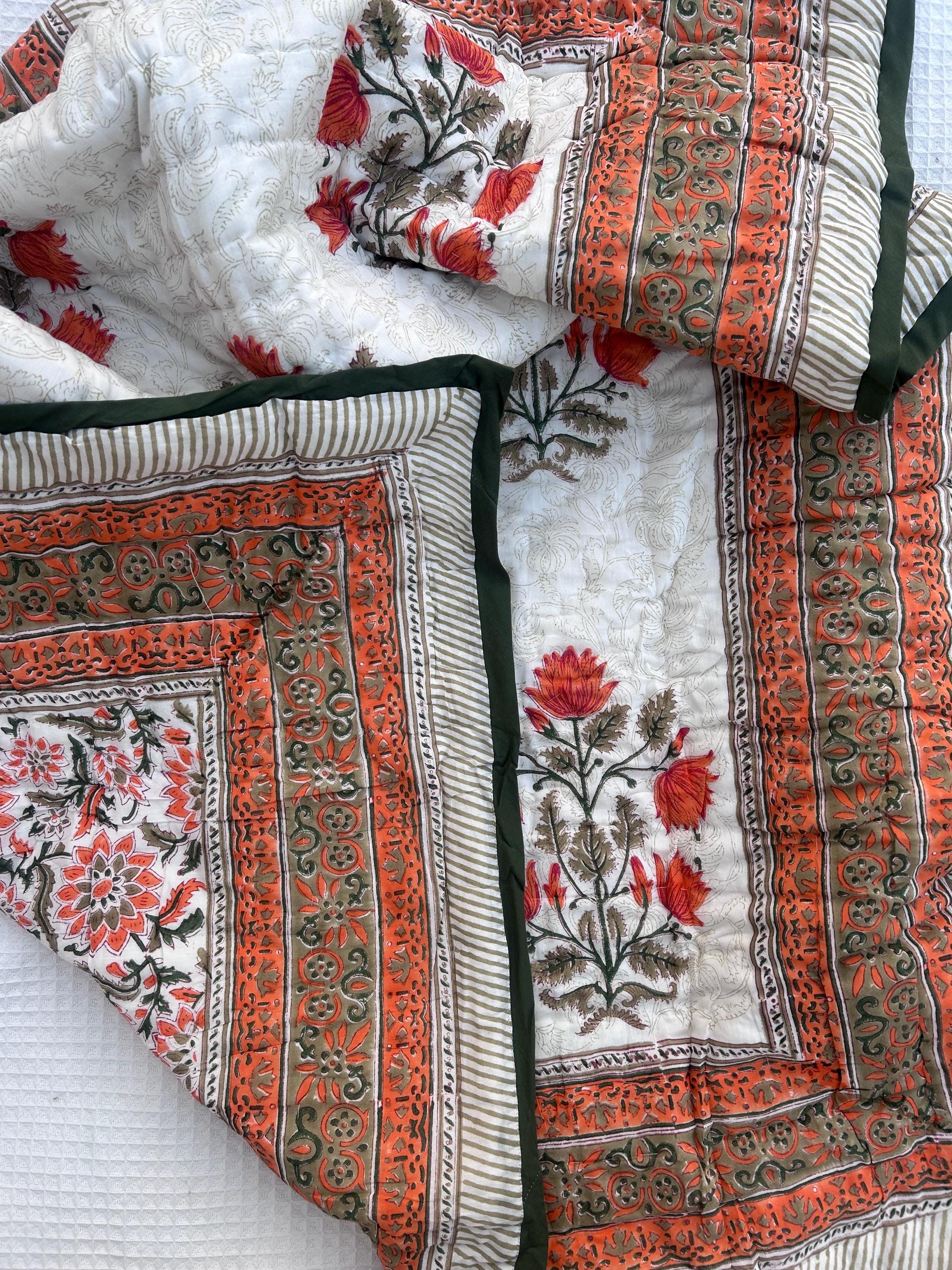 手作りコットンベビーキルト：鮮やかな花柄ブロックプリント、42x60