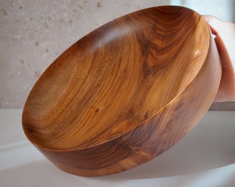 Spanish Walnut Wood Bowl, Fruit bowl, Decoration bowl, Unique handmade and high quality Homeware