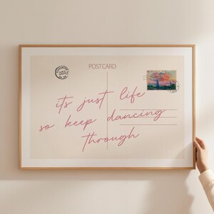 Es ist nur das Leben, so halten Sie Tanzen durch Vintage Postkarte Poster Trendy Wohnung Ästhetische Bar Warenkorb Dekor Horizontaler Druck Briefmarke Kunst