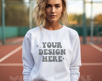Gildan bianco 18000 Mock up G180 Felpa da tennis Mockup bianca Mockup Maglione bianco Mock up Modello Mockup Girocollo Mock Ups Bundle Felpa