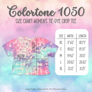 Colortone 1050 Tabla de tallas Tie Dye Crop Top Size Chart Crop T Shirt Sizing Tie Dye Shirt Colortone Mockup Printify Sizing Chart Flatlay POD