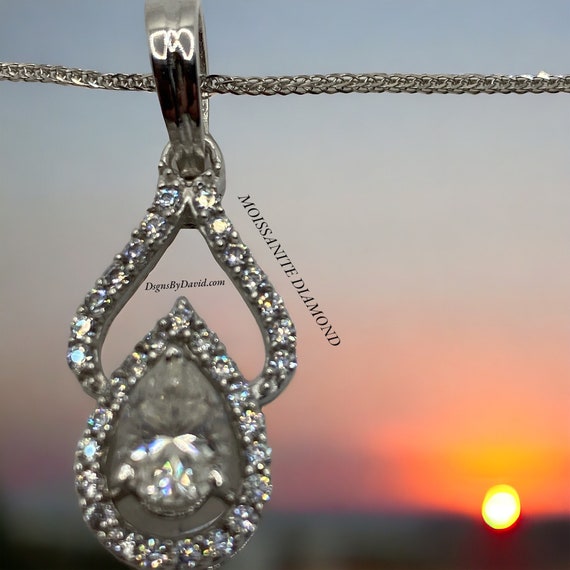 PEAR MOISSANITE DIAMOND Pendant