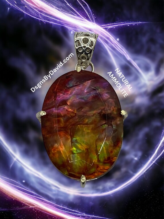 INVIGORATING NATURAL AMMOLITE Pendant Necklace