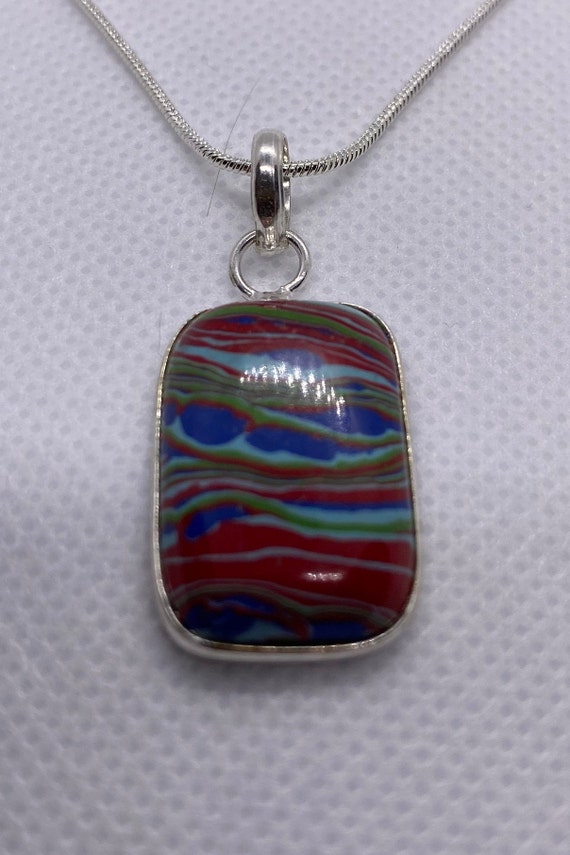 RAINBOW CALSILICA