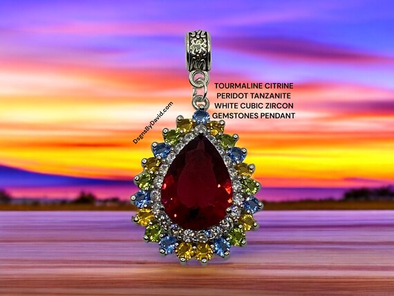 GORGEOUS Multi-Colored Pendant Necklace