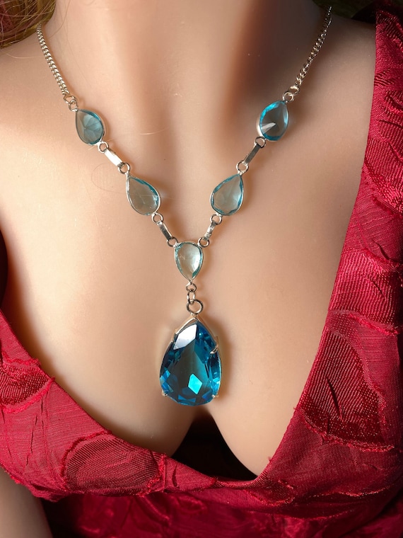BLUE TOPAZ NECKLACE