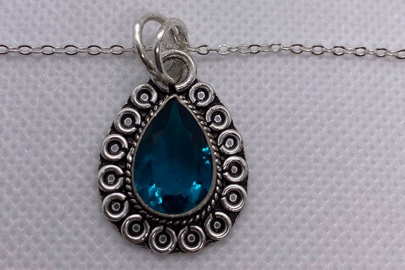 NATURAL BLUE APATITE Gemstone Necklace
