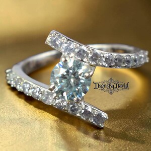 Anillo de diamante brasileño azul
