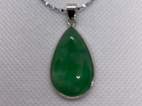 IMATATION JADE Necklace