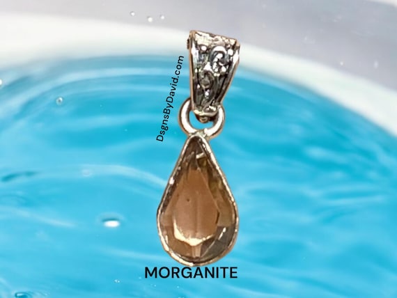 NATURAL MORGANITE GEMSTONE Necklace