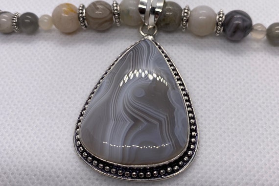 GREY BOTSWANA Agate Necklace