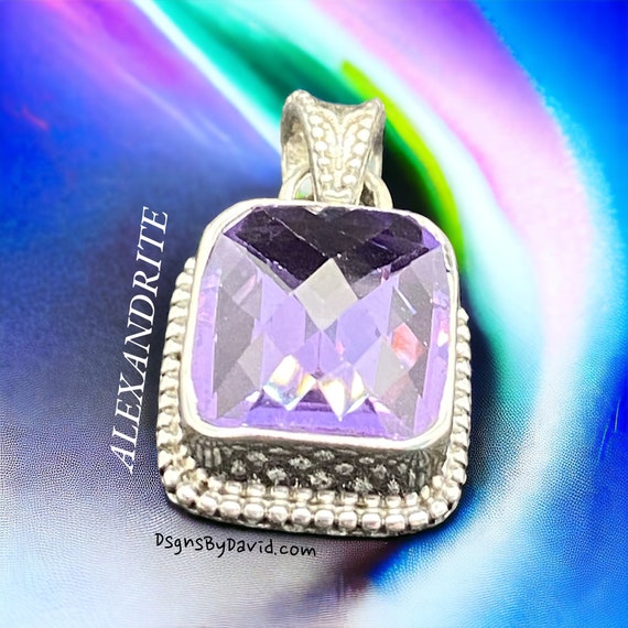 Natural Color Changing ALEXANDRITE Pendant Necklace