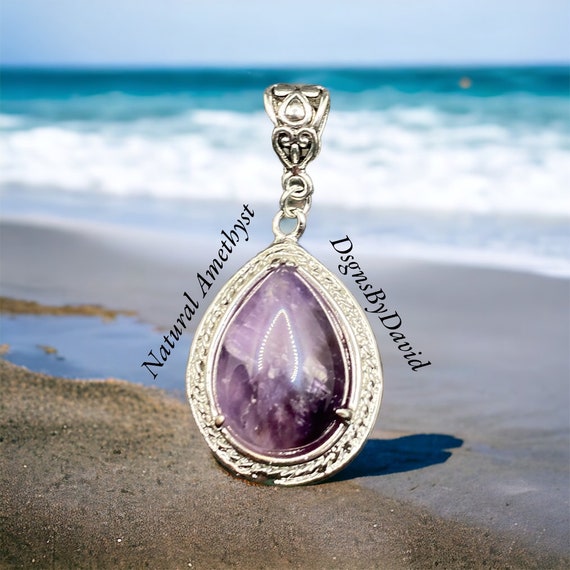 NATURAL AMETHYST Pendant Necklace