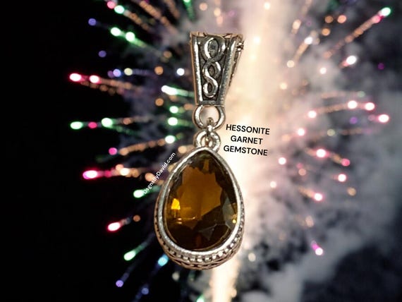 REFRESHING HESSONITE GARNET Gemstone Necklace