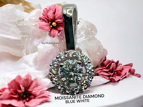 STUNNING MOISSANITE DIAMOND Pendant Necklace