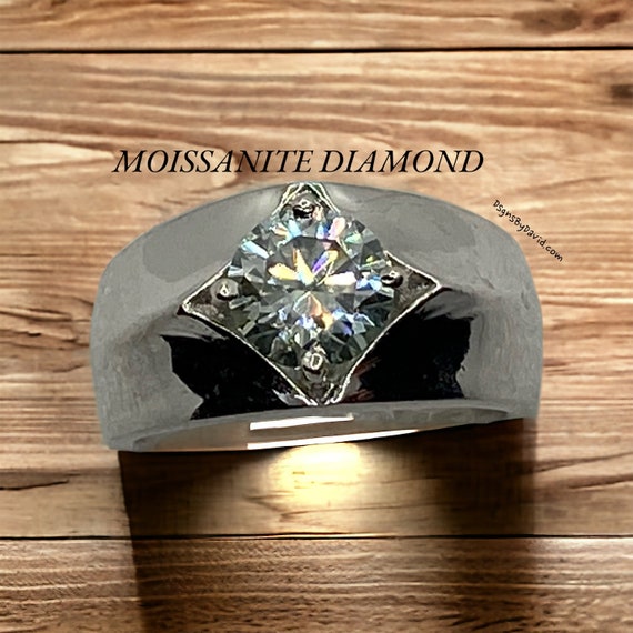 SPARKLING Men's Moissanite Diamond Size 9.25 Ring